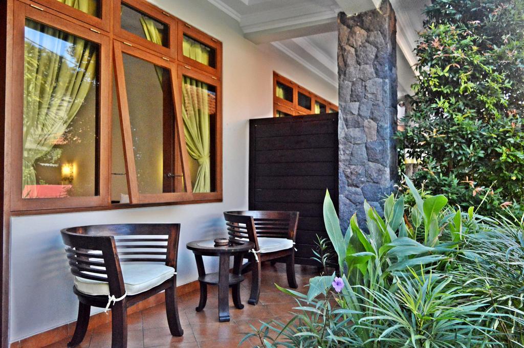 Yulia 2 Homestay Sanur Dış mekan fotoğraf